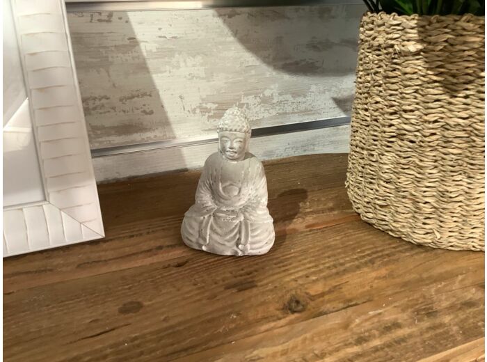 Figurine bouddha ciment